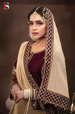 Deepsy Rangrasiya Velvet Collection Nx Pakistani Salwar Suit