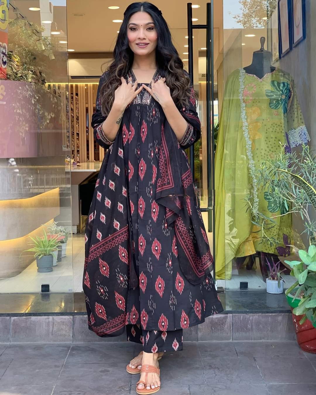 BLACK BEAUTY