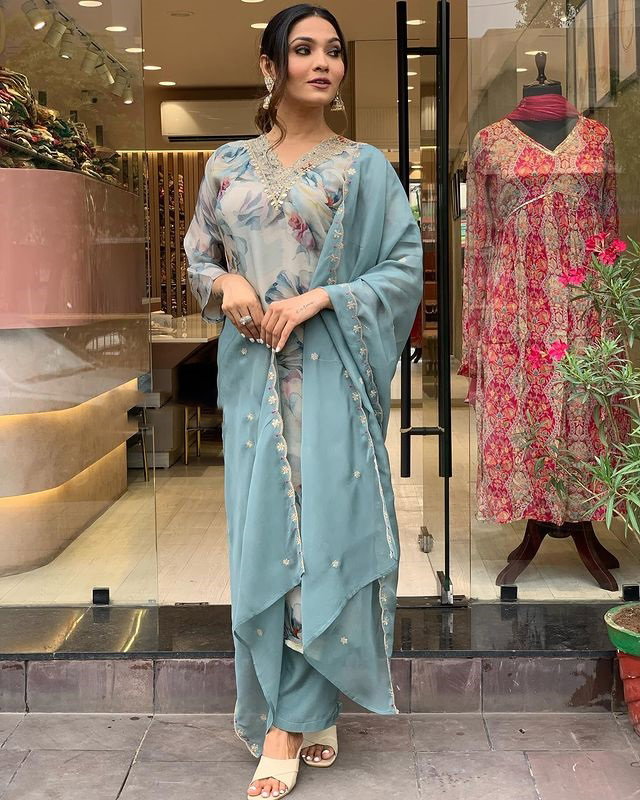 Mahira