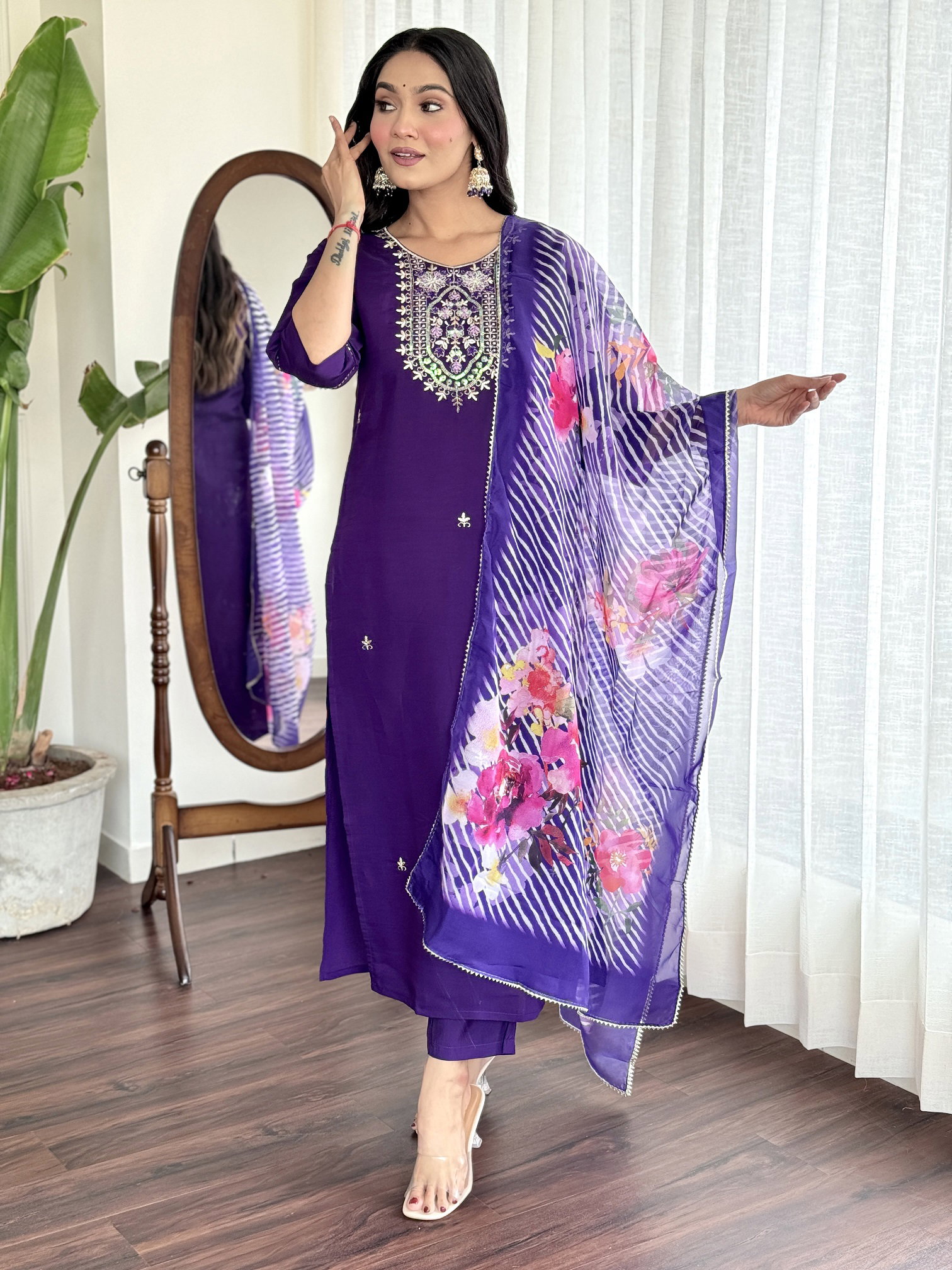 WHOLEMOHINI