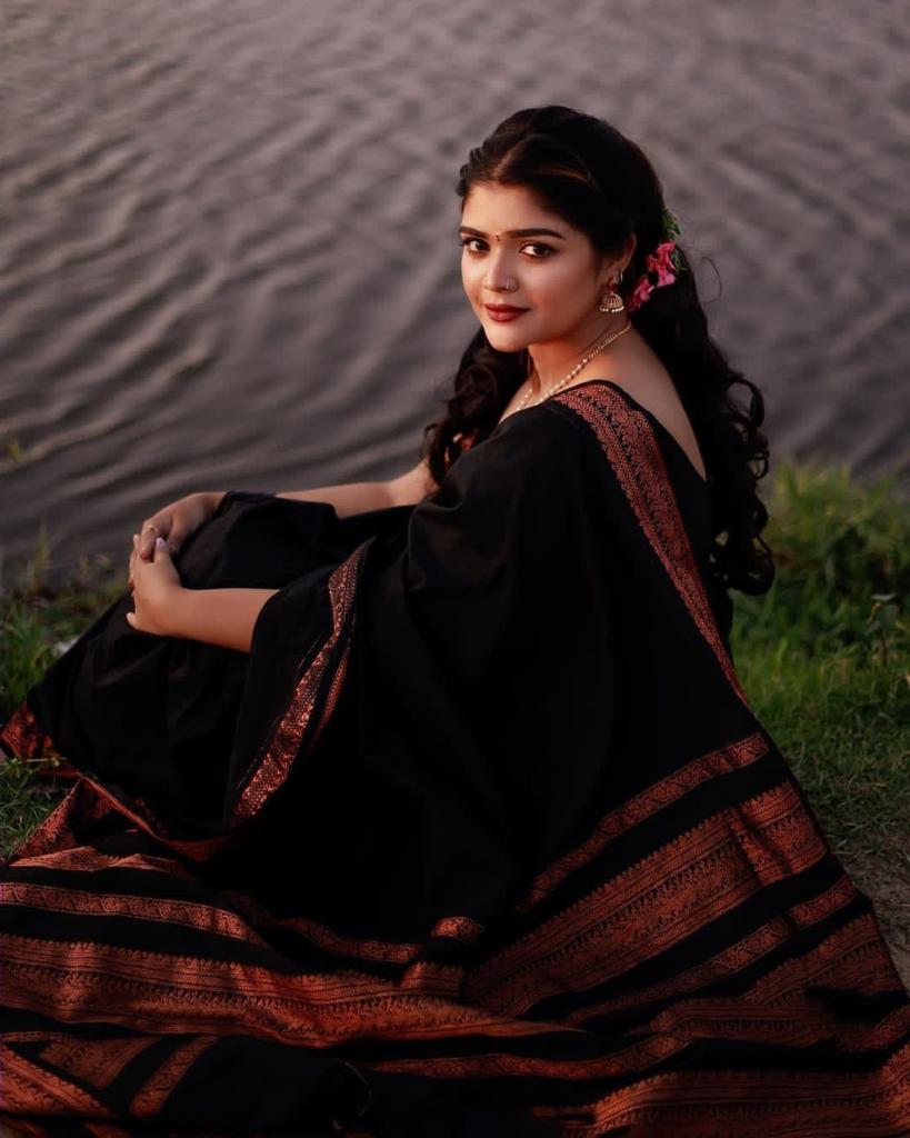 MC 631 Black Kanjivaram Silk Single Saree Collection