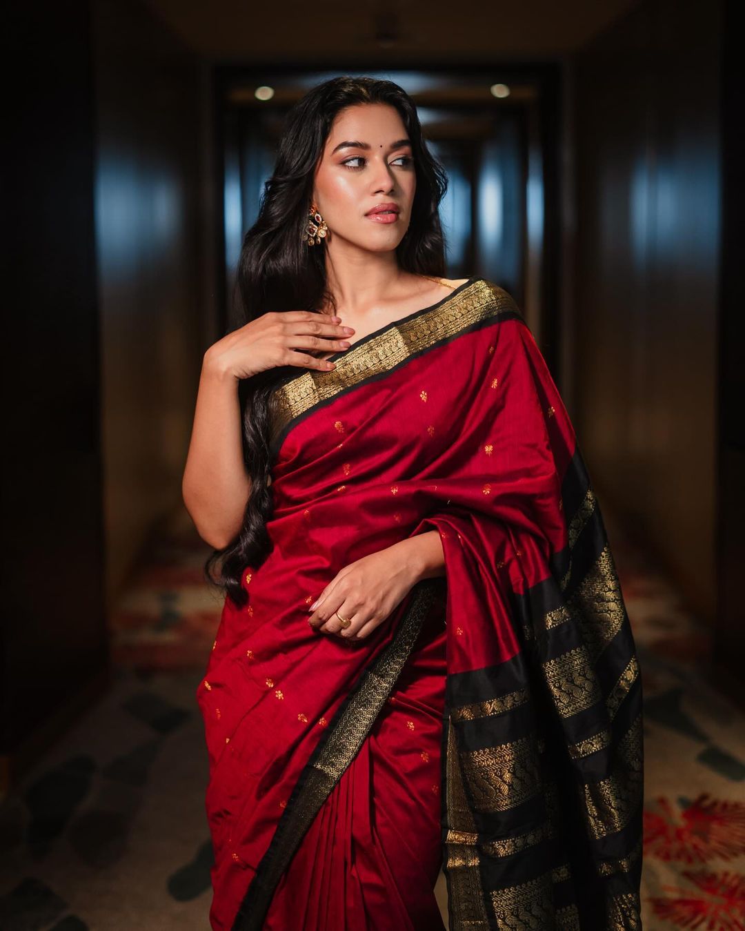 MC 610 RED BLACK Banarasi silk saree collection