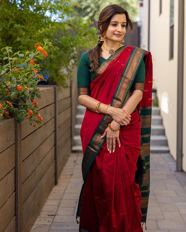 MC 610 RED GREEN Banarasi silk saree collection
