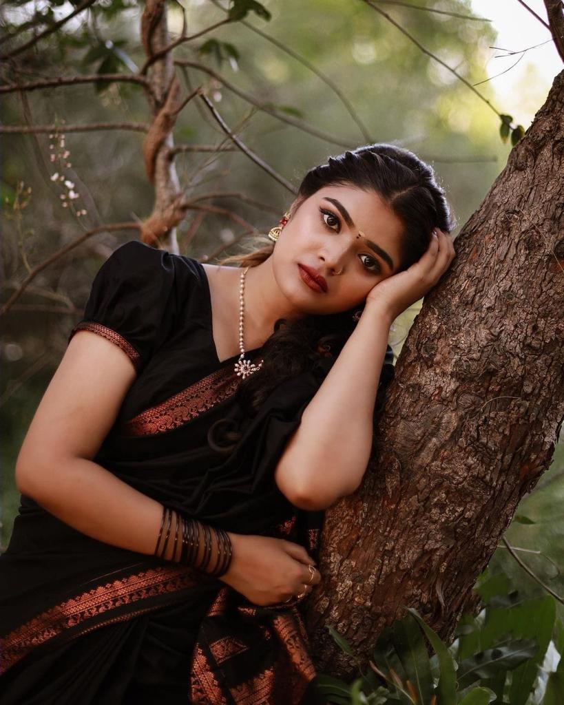 MC 631 BLACK kanjivaram silk saree collection