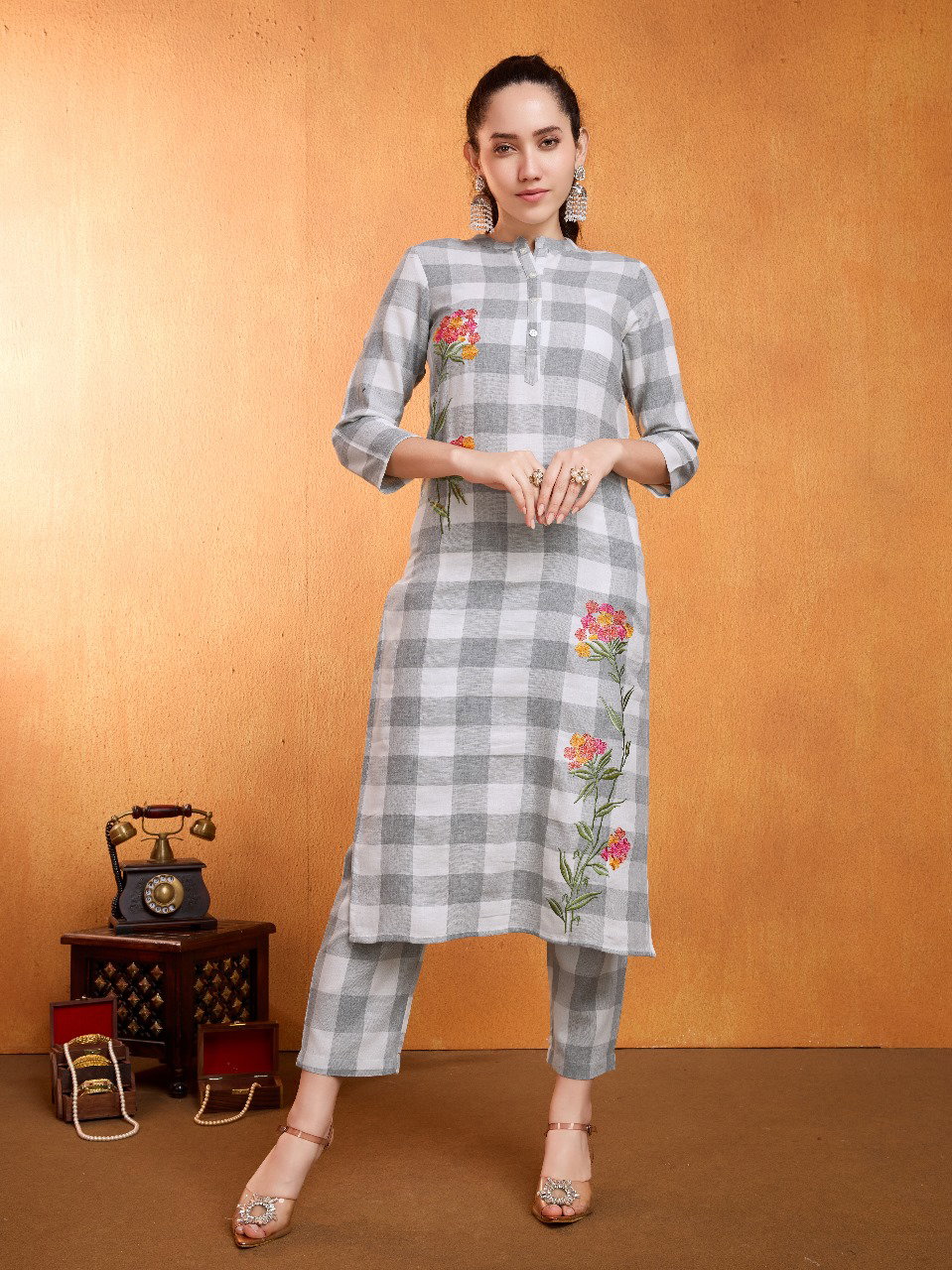 Va0388 Fancy Cotton Kurti With Bottom Collection