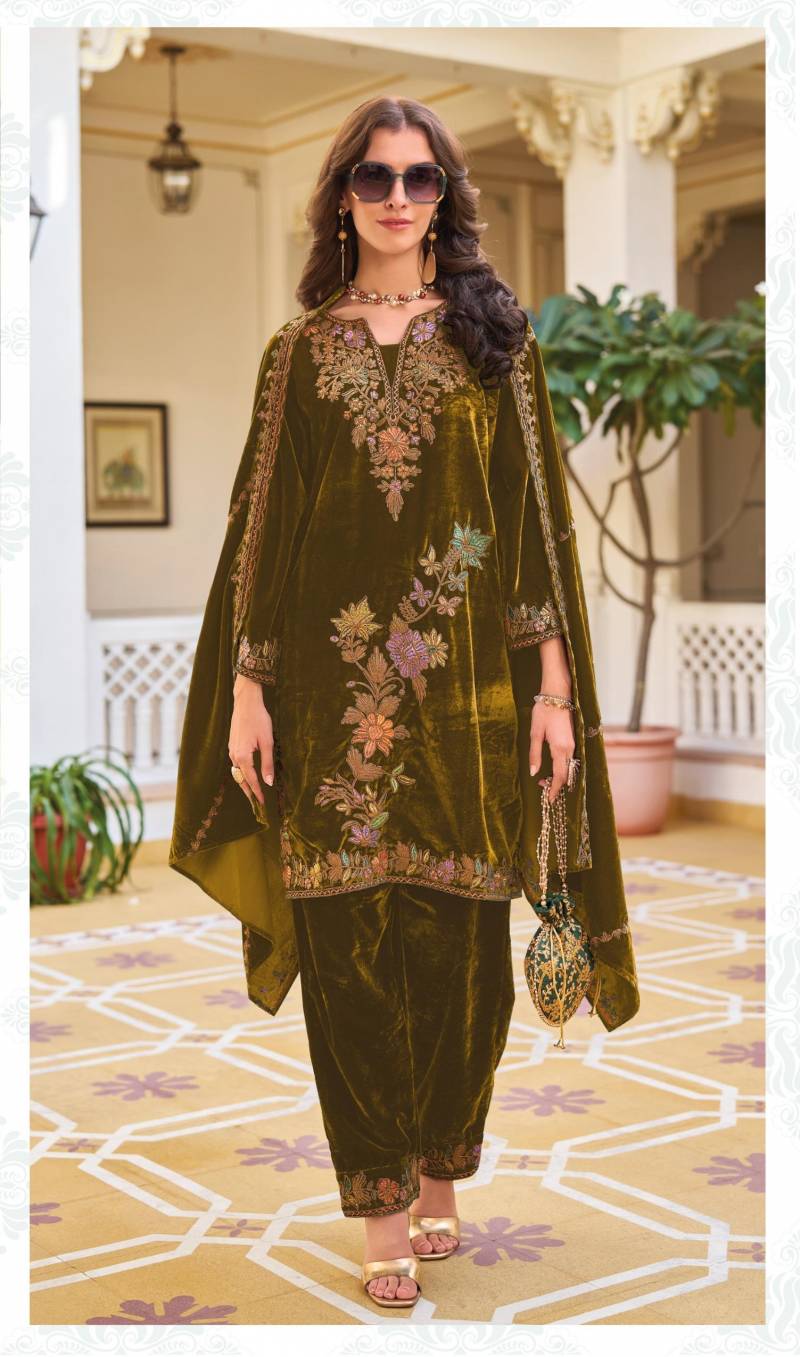 Deepsy Velvet 24 Series 32220 A To D Pakistani Salwar Suit