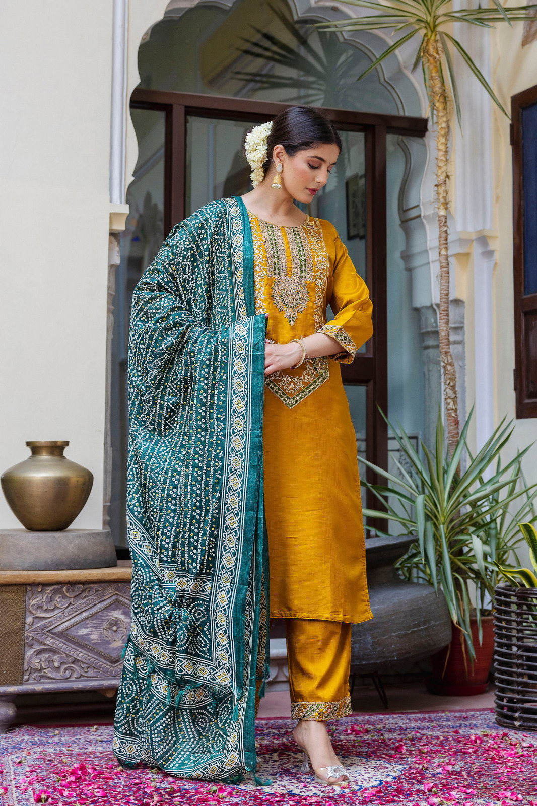 VredeVogel Preet Silk Kurti Pant With Digital Printed Dupatta Collection