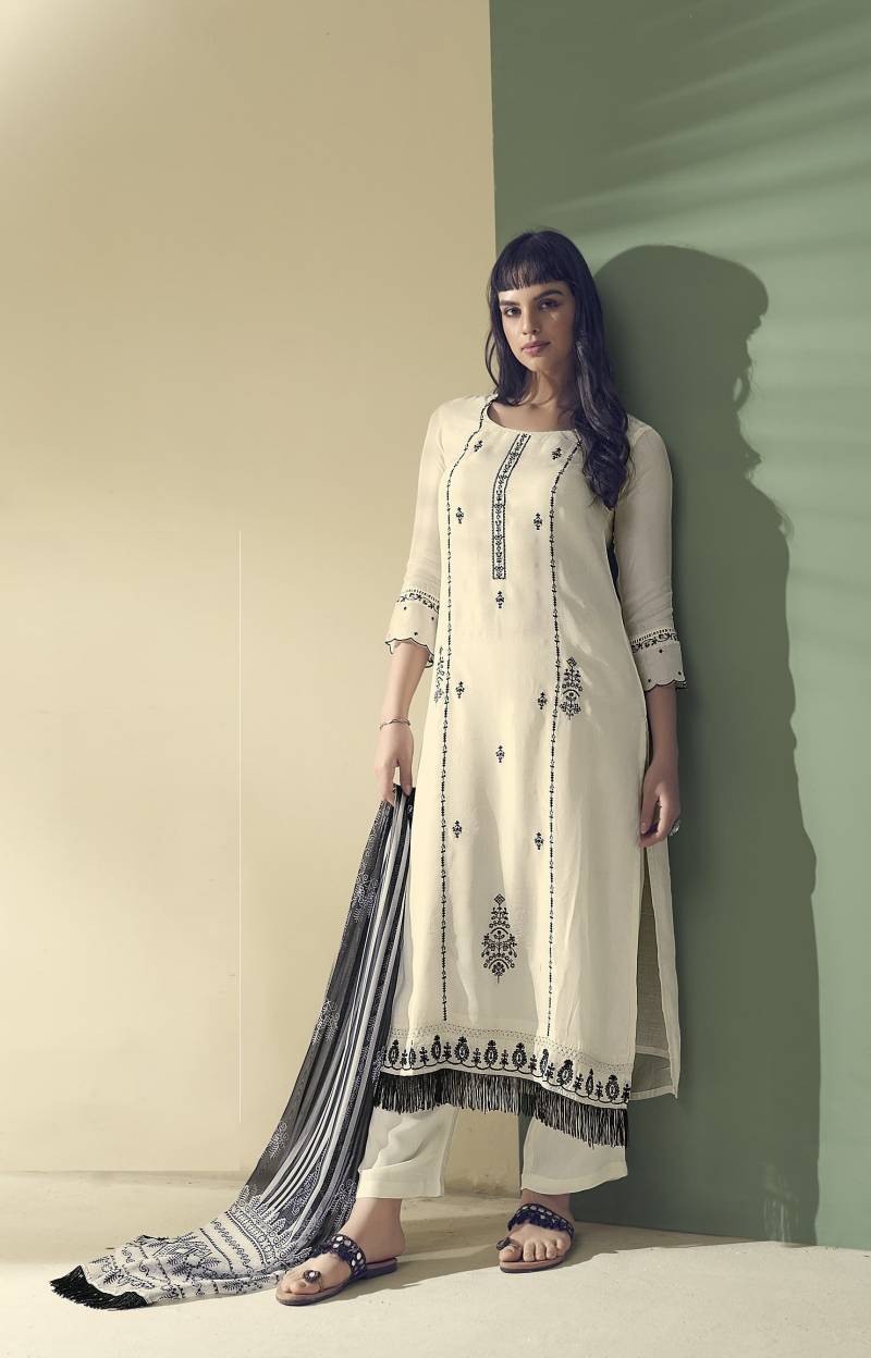 Zubeda Organza 1 Embroidered Kurti Bottom With Dupatta