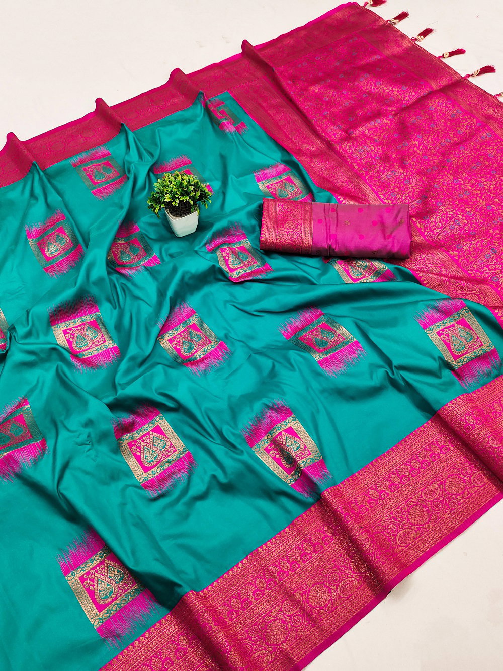 Sarika 3289 Beautiful Soft Silk Festive Wear Saree Collection