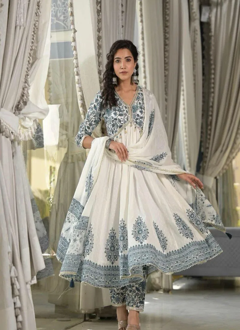 HR Cotton Alia Cut Kurti With Bottom Dupatta Collection