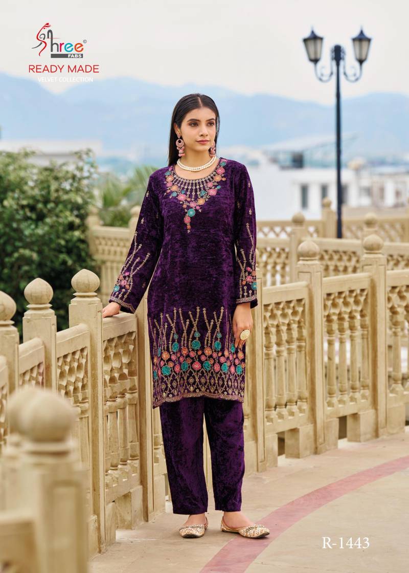 Shree R 1443 Ready Made Pakistani Salwar Suits Collection