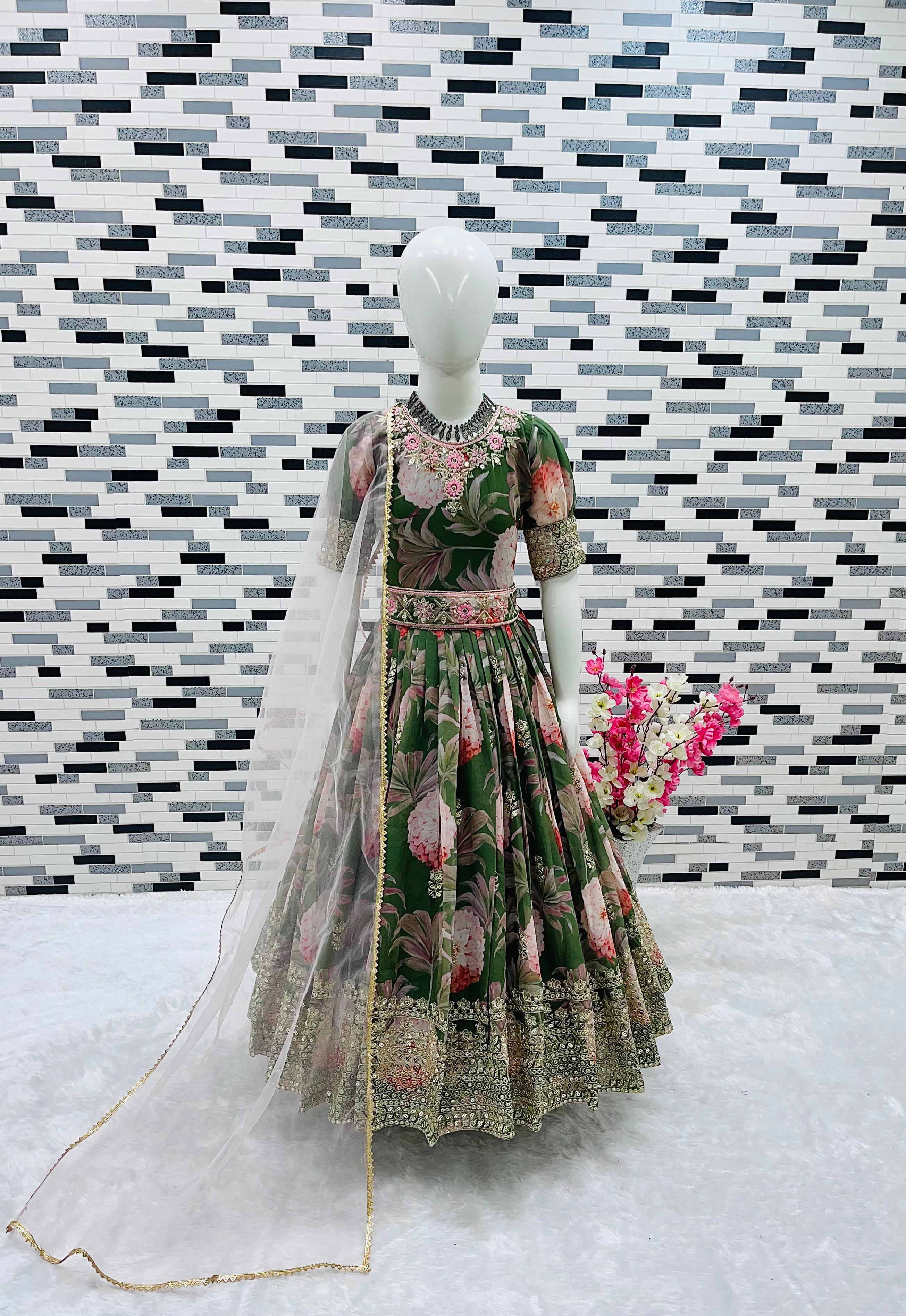 AD-152 Fox Georgette Ready To Wear Kids Gown 
