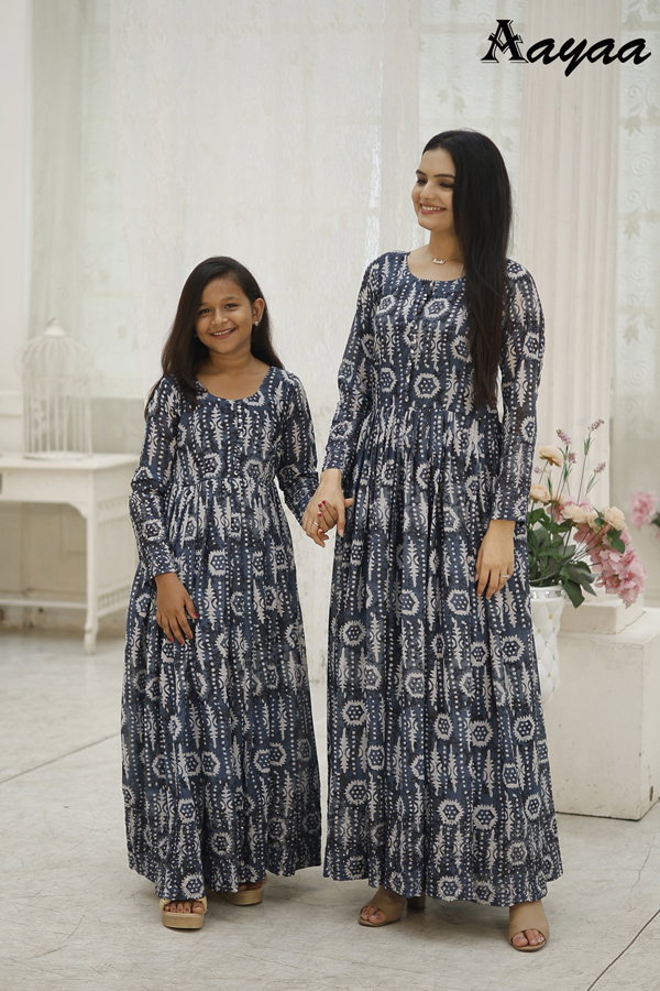 Aayaa Divisha Vol 2 Combo Of Mother And Daughter Gown Collection