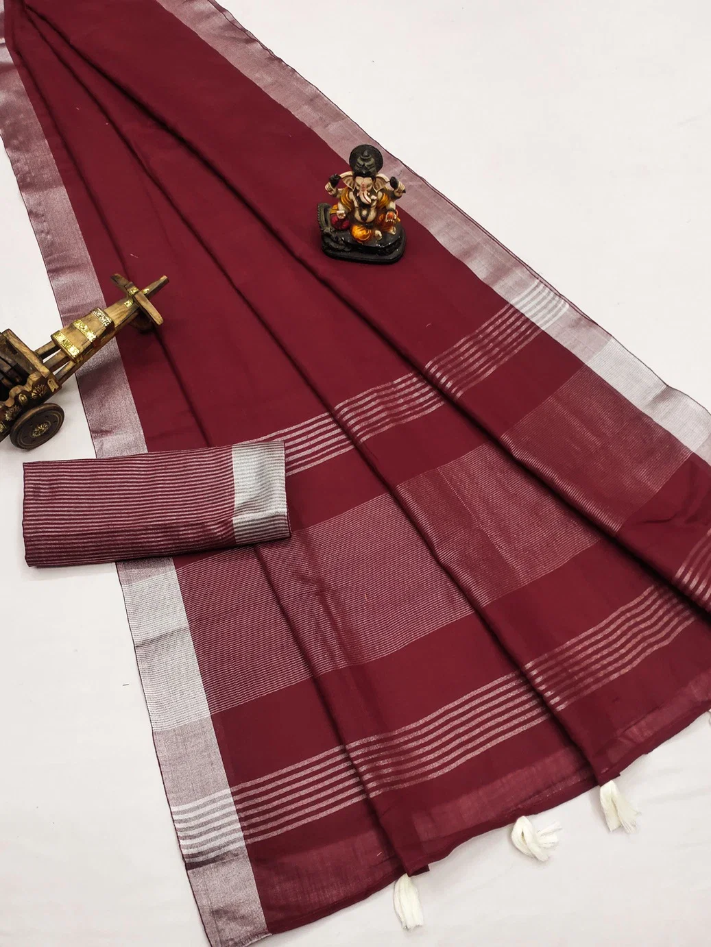 Vc Amanat Beautiful Linen Saree Collection