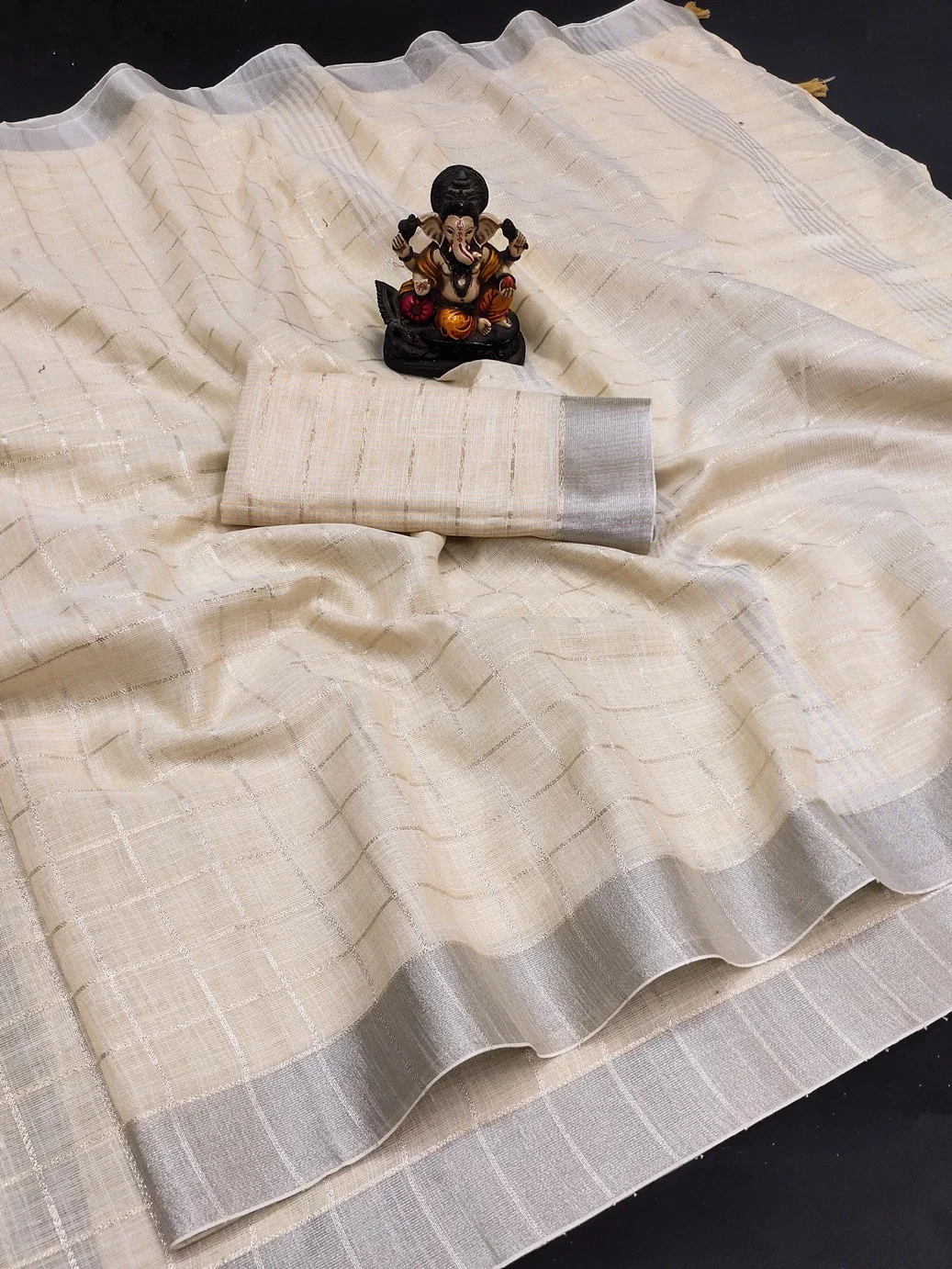Vc Riddhi Premium Linen Saree Collection