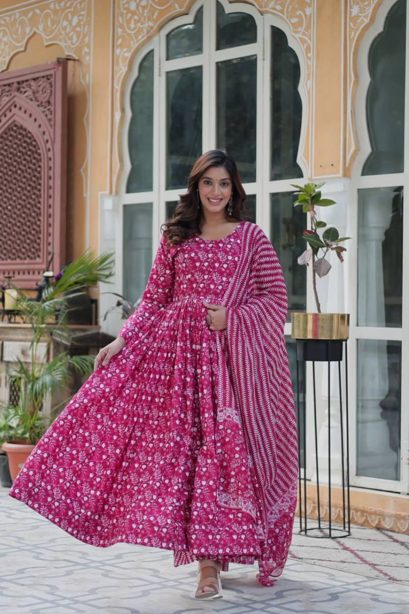 Luna Vol 27 Cotton Printed Kurti Bottom With Dupatta Collection