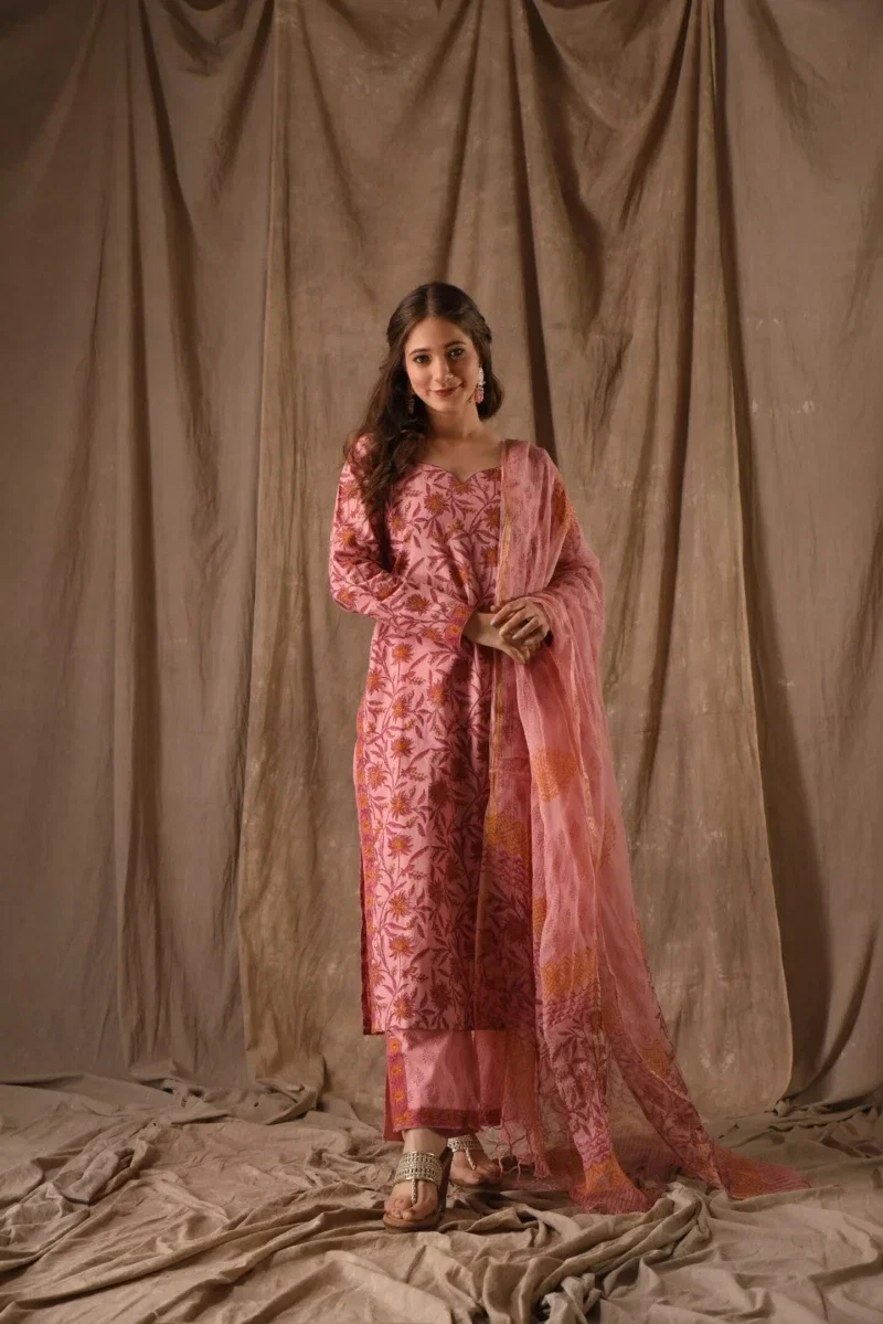 Sku Sp109 Roman Slub Flower Printed Kurti Bottom With Dupatta