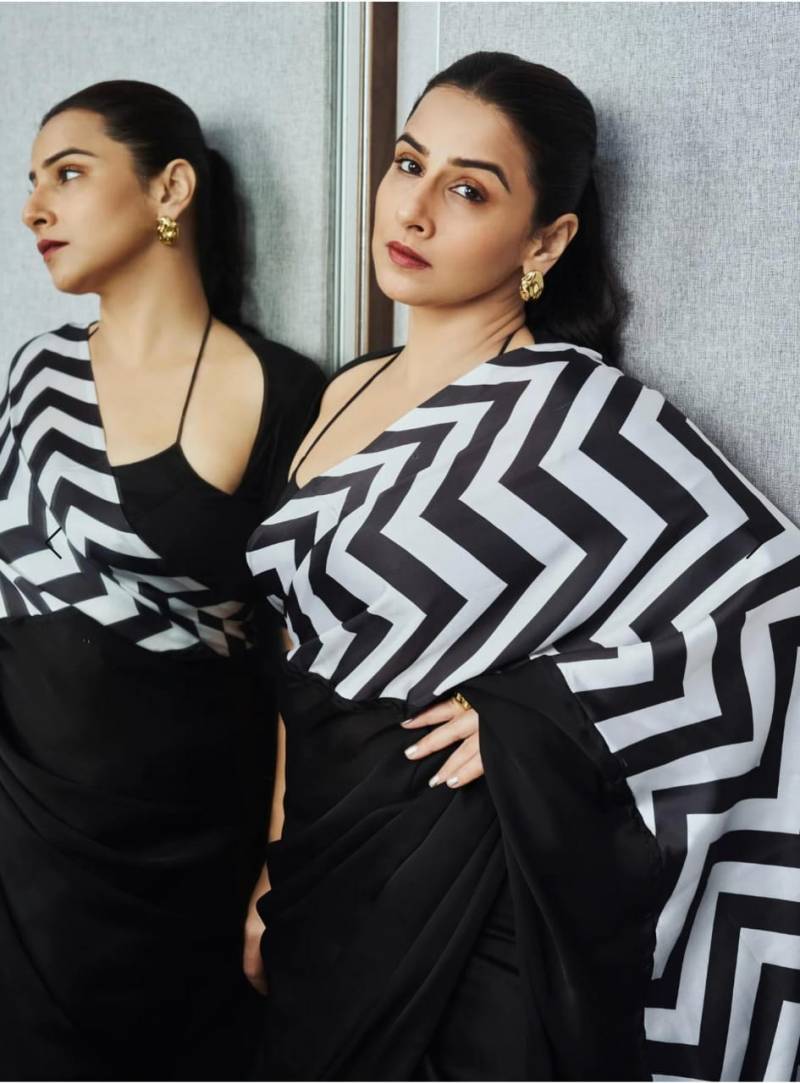 Scs Zigzag Digital Printed Satin Silk Saree Collection
