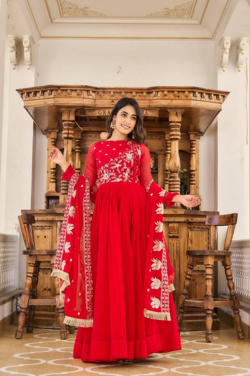Sn 2381 82 Fabulous Faux Georgette Gown With Dupatta Collection