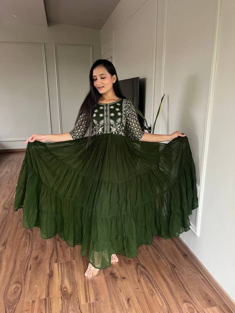 Sn 2391 92 Beautiful Faux Georgette Gown With Dupatta Collection