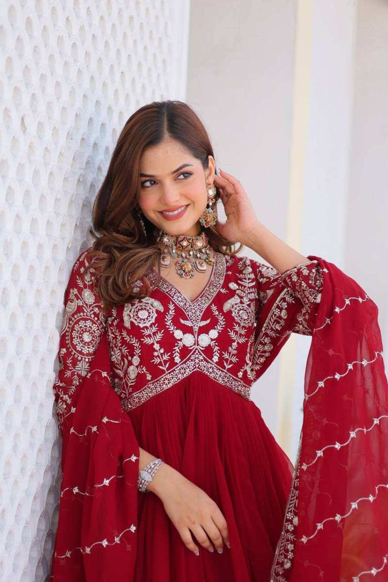 Sn 2396 Amazing Faux Georgette Gown With Dupatta Collection