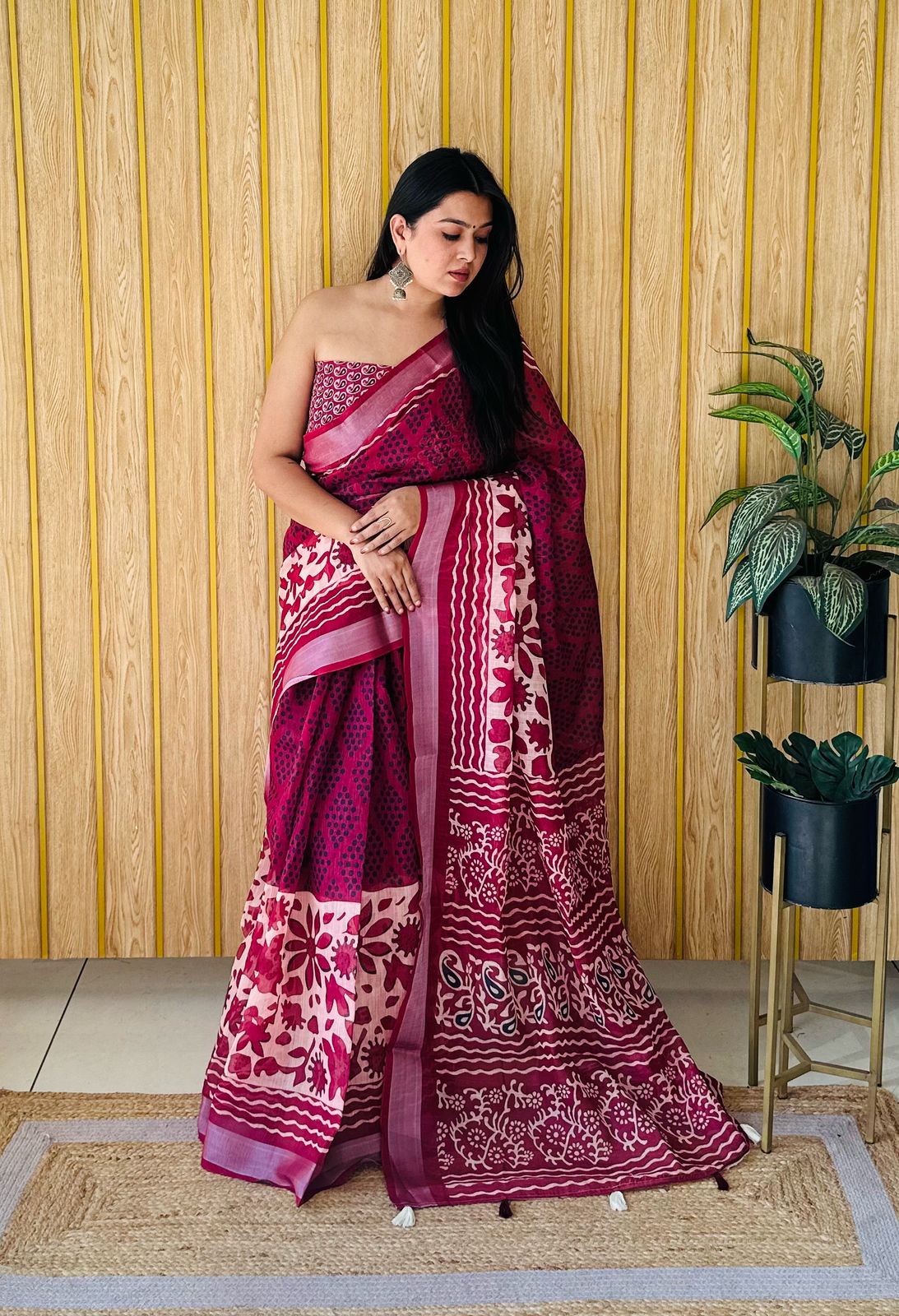Scmd Shukriya Linen Cotton Digital Printed Saree Collection