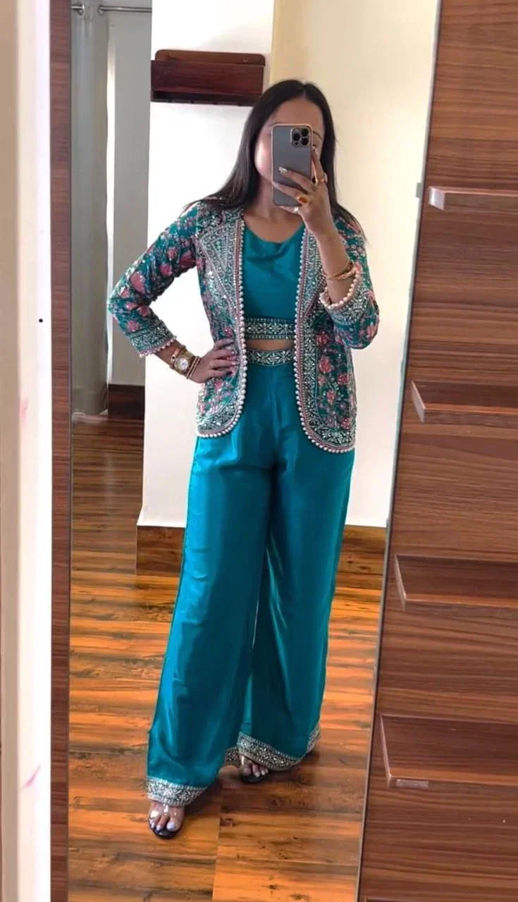 Bt 7090 Chinon With Embroidered Indo Western Collection