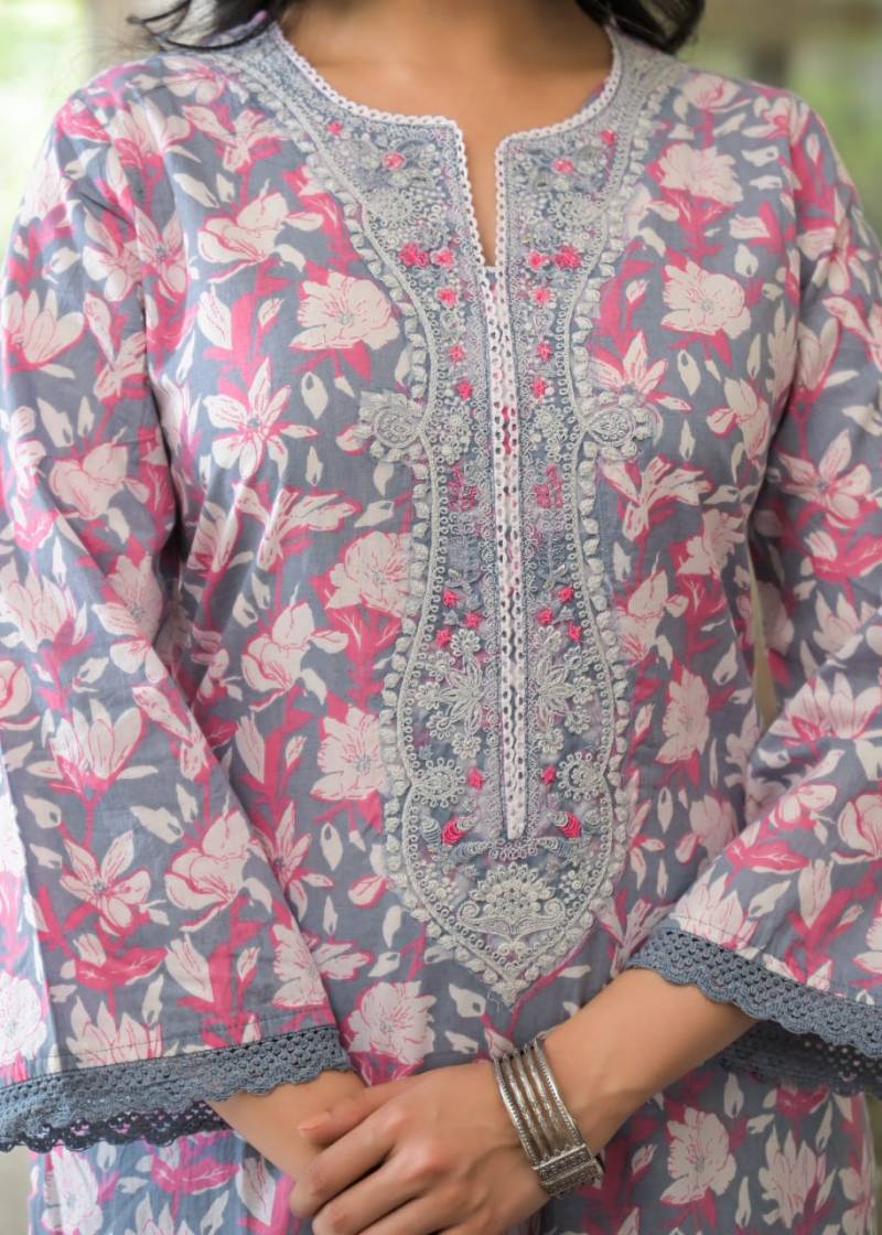 Tanyaa P 184 Cotton With Thread Work Readymade Collection