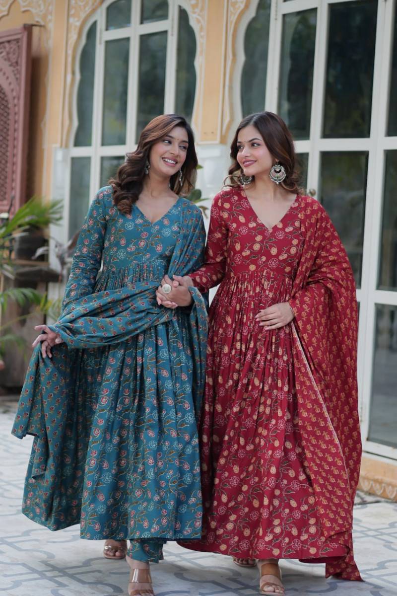 Luna Vol 36 Cotton Printed Stylish Kurti Bottom With Dupatta