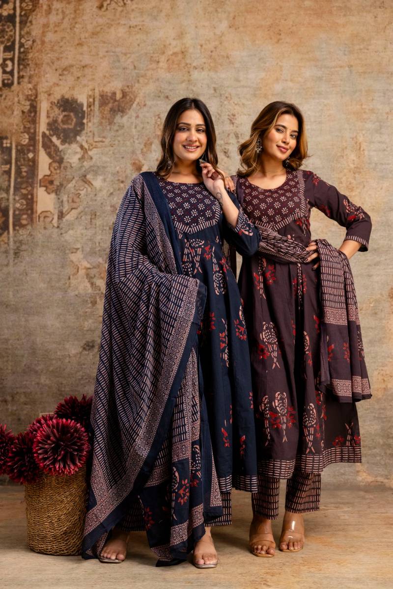 Tanyaa P 199 Printed Cotton Flared Kurti Bottom With Dupatta