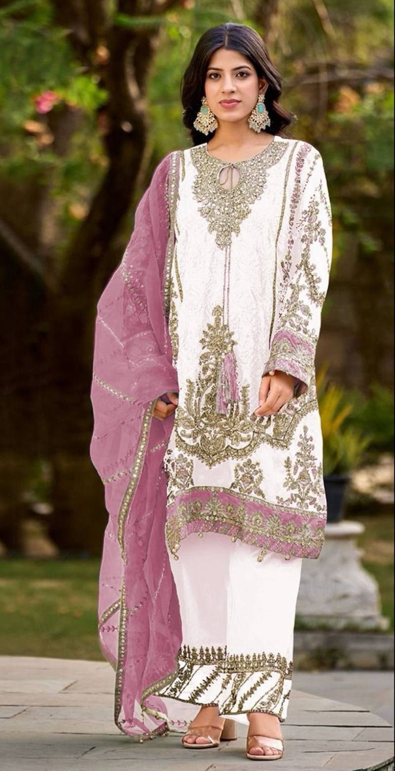 Bilqis B 142 G To J Georgette Pakistani Salwar Kameez Collection