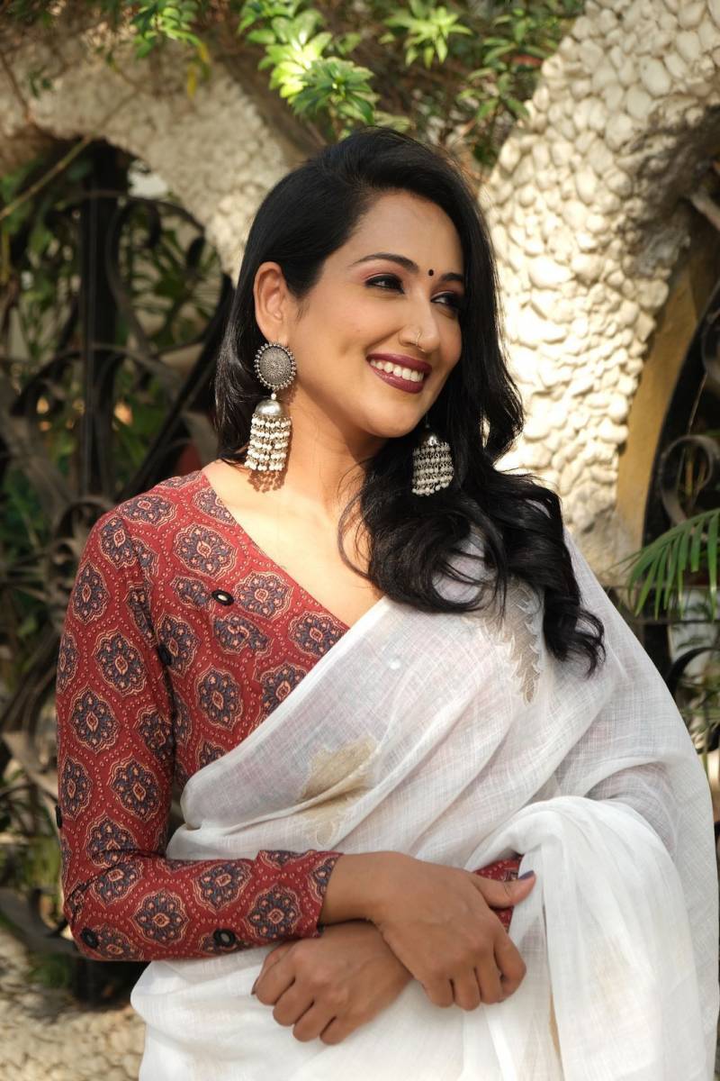 Kc 603 Stylish Printed Linen Cotton Saree Collection