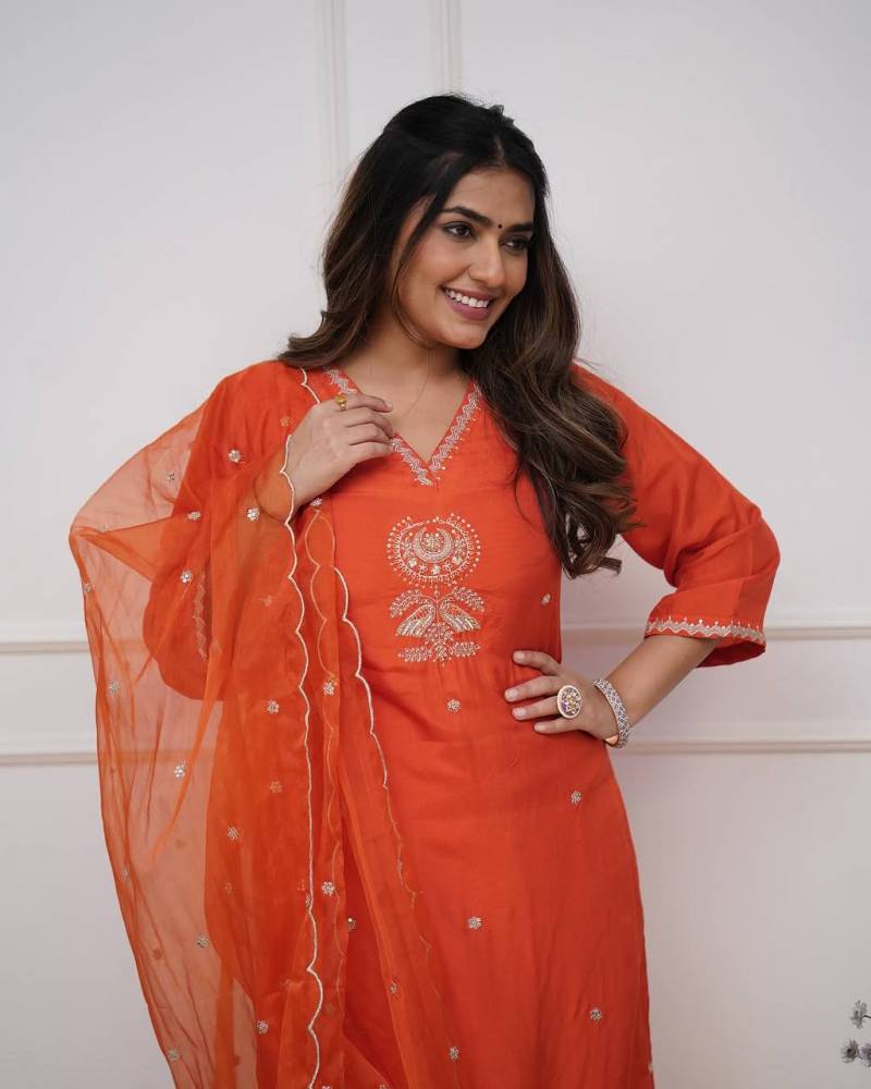 Ayesha 01 Viscose Chanderi Kurti Bottom With Dupatta