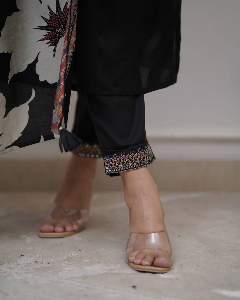 Black Berry New 1 Viscose Silk Kurti Bottom With Dupatta