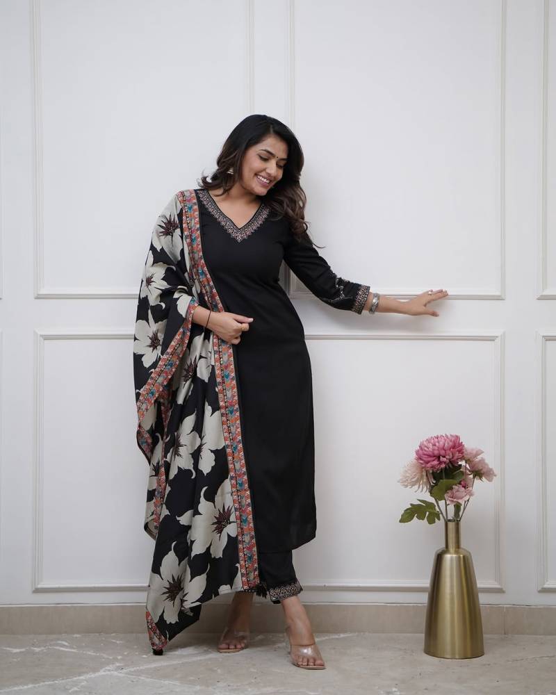 Black Berry New 1 Viscose Silk Kurti Bottom With Dupatta
