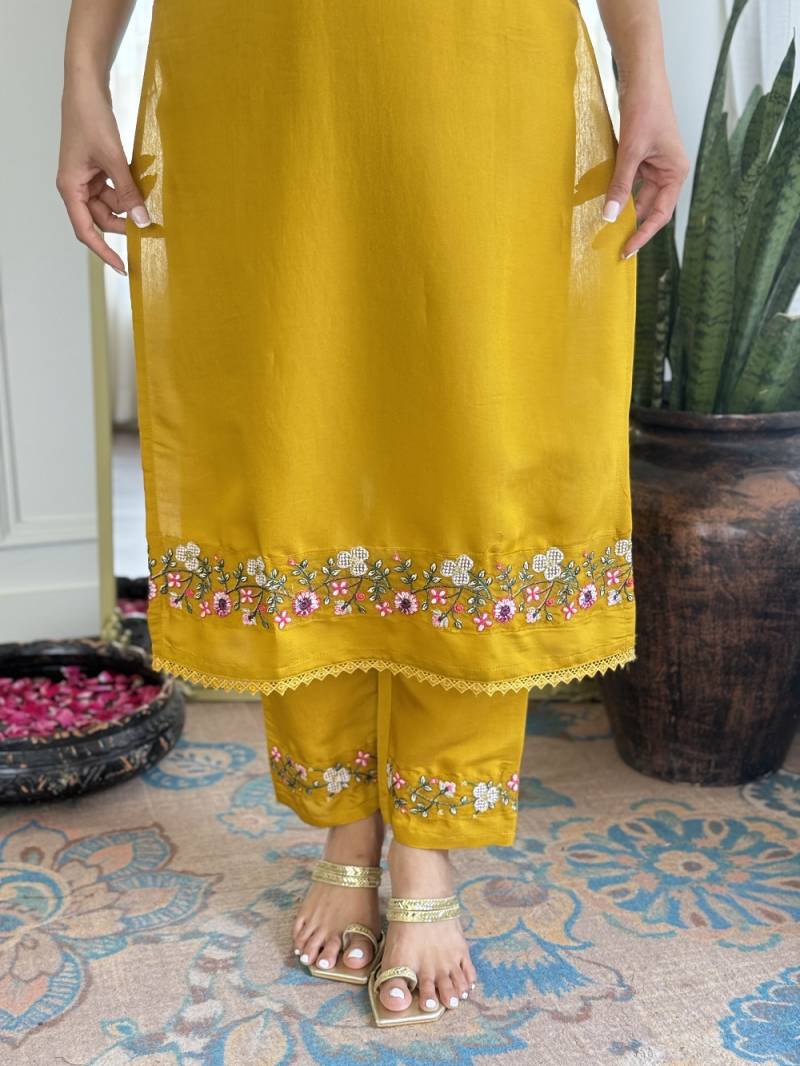 Pihu 01 Chanderi Kurti Bottom With Dupatta