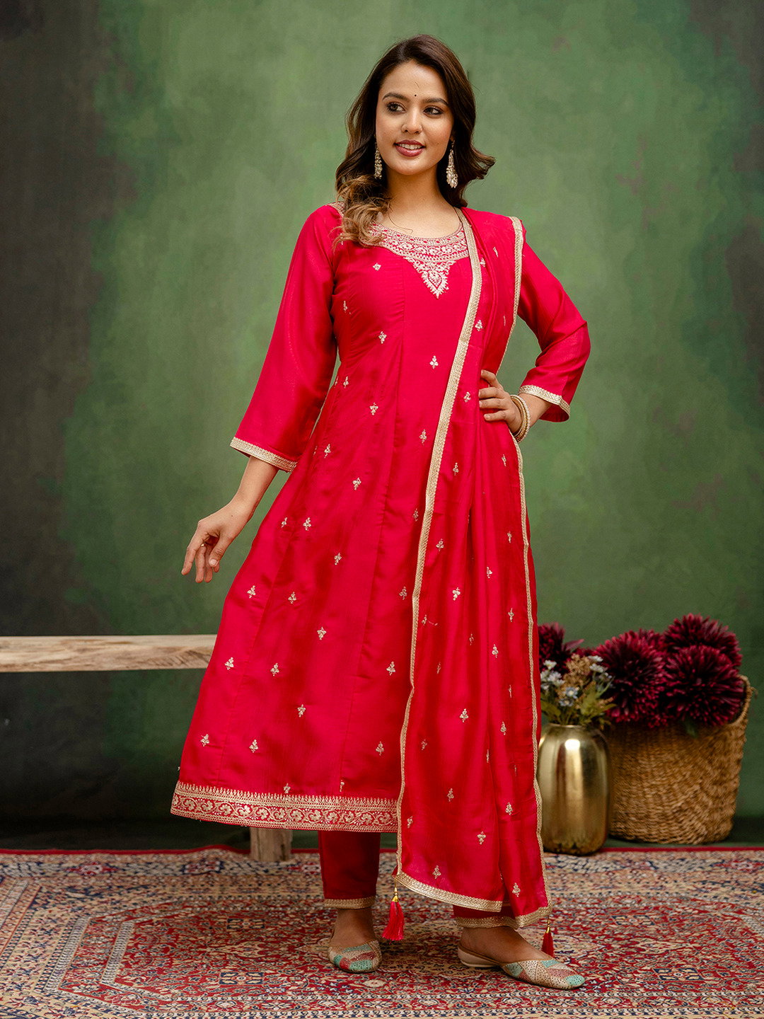 VredeVogel Vastram Vichitra Silk Anarkali Style Kurti Pant With Dupatta