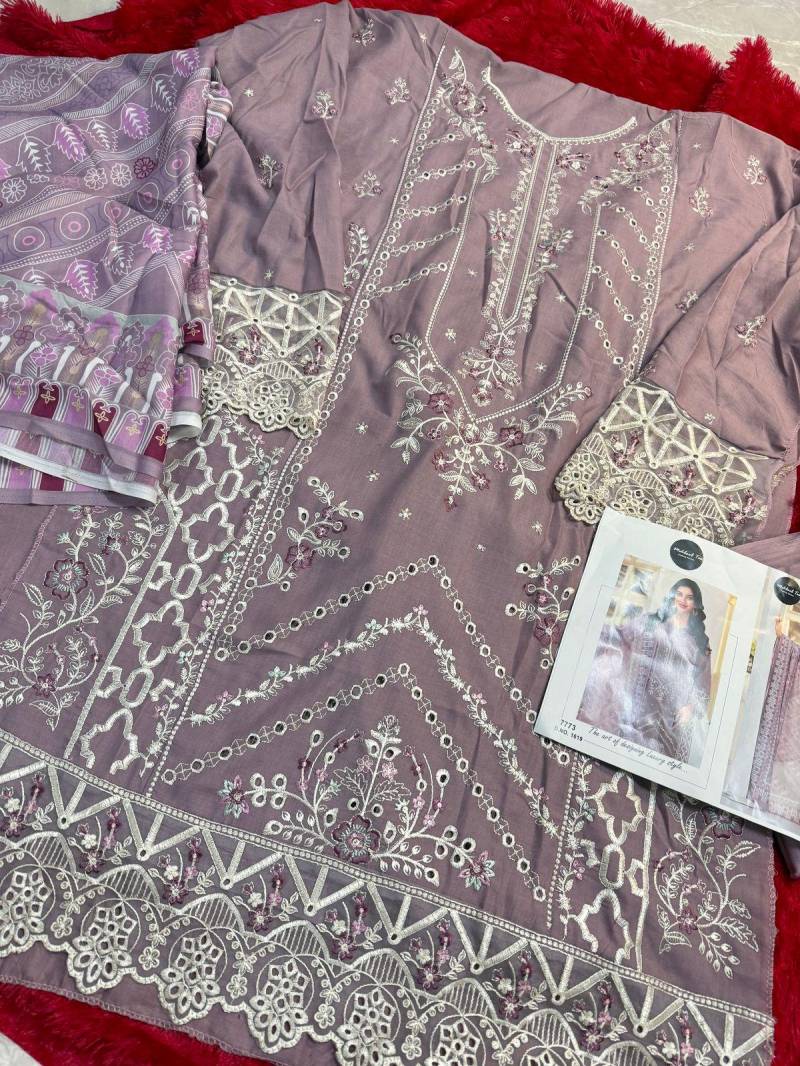 Mehboob Tex 1619 And 1620 Chiffon Dupatta Pakistani Salwar Suits