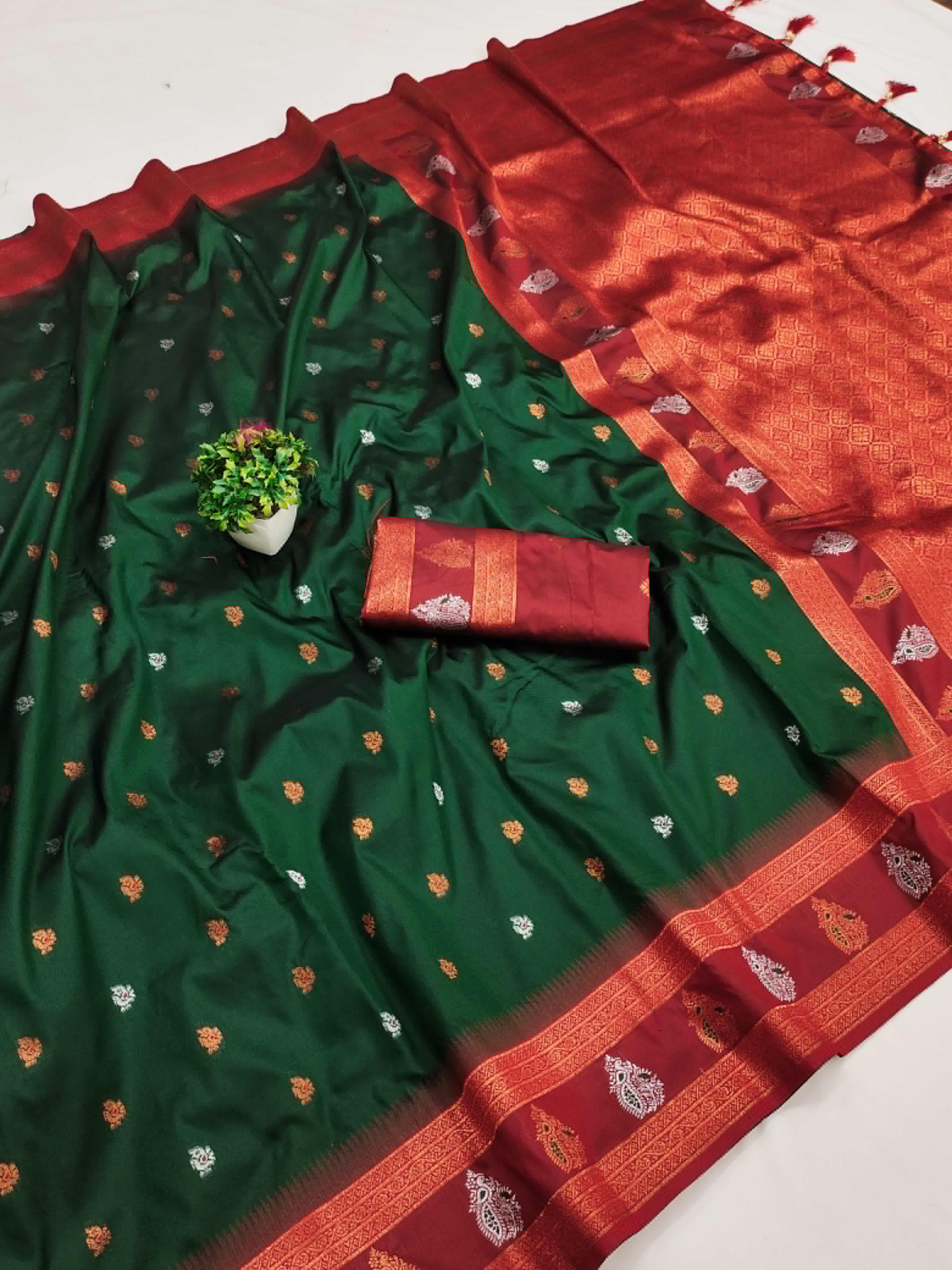 Lekha MN Anamika Soft Pethani Silk Zari Weaving Saree