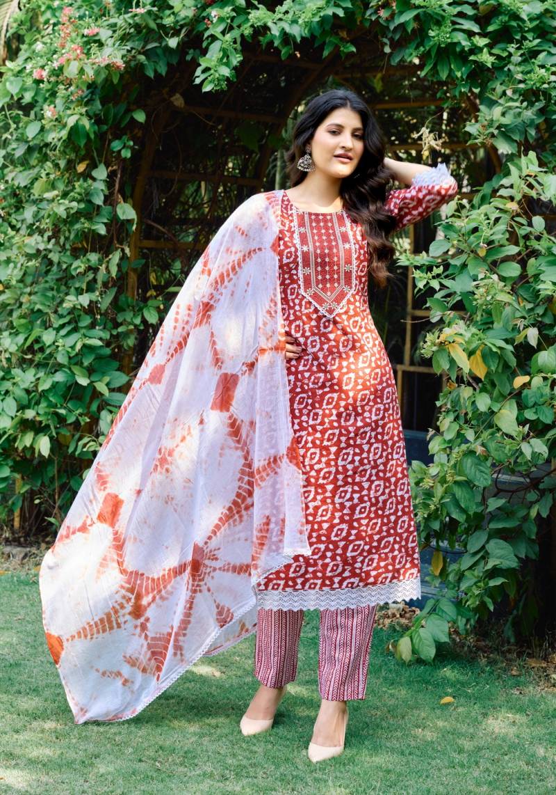 Vaniska Cotton Culture Vol 1 Cotton Batik Printed Kurti Bottom With Dupatta