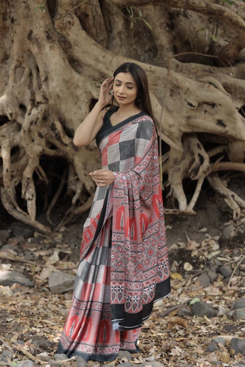 Sf Sizzler 7 Japan Satin Digital Printed Fancy Saree