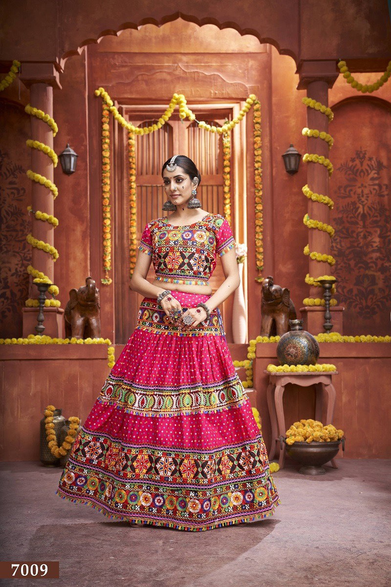 Aawiya Rajwadi Vol 4 D no.7009 Rani Mix Cotton Silk Traditional Look Lehenga choli