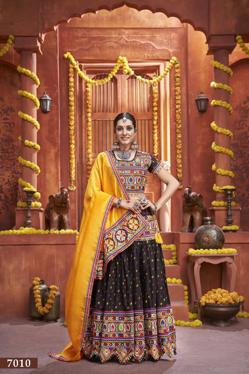 Aawiya Rajwadi Vol 4 D no. 7010 Black Mix Cotton Silk Bandhani Printed lehenga Choli
