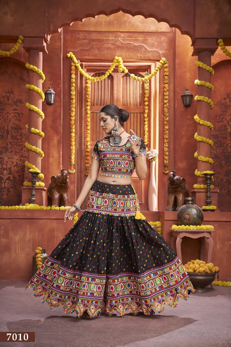 Aawiya Rajwadi Vol 4 D no. 7010 Black Mix Cotton Silk Bandhani Printed lehenga Choli