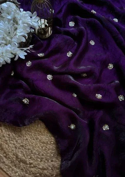 Ds 712 Silk With Beeds Works Designer Saree Collection