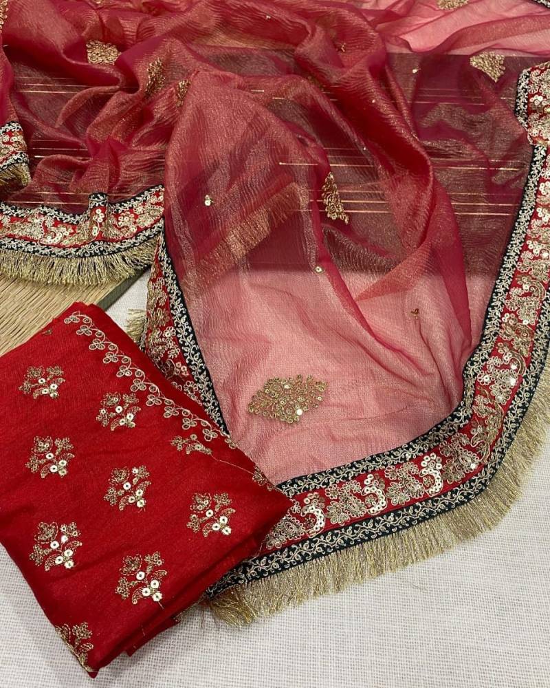 Vt 726 T Banarasi Crush With Embroidery Work Saree