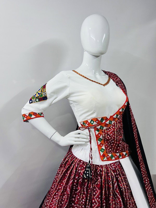 Aawiya Rajwadi Vol 7 D no. 7046 Pure Cotton Silk Printed Gamthi Work Traditional Looks Lehenga Choli