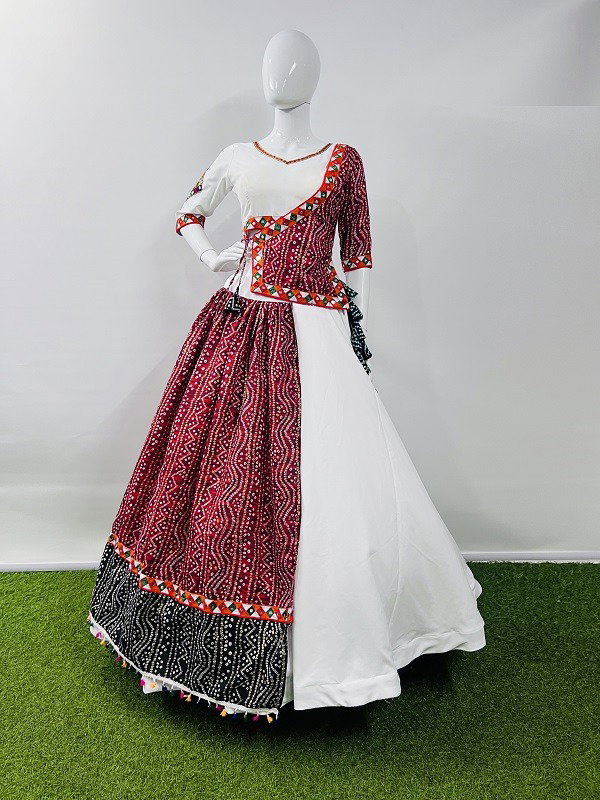 Aawiya Rajwadi Vol 7 D no. 7046 Pure Cotton Silk Printed Gamthi Work Traditional Looks Lehenga Choli