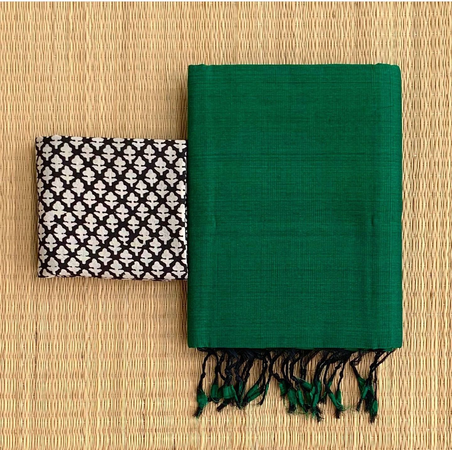 Lekha CF 101 B Khadi Cotton Plain Saree With Printed Blouse