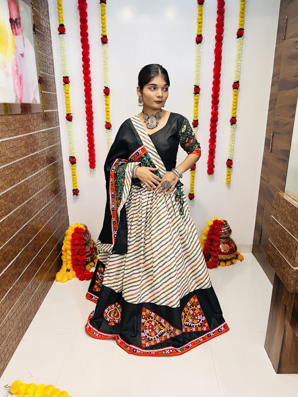 Aawiya Rajwadi Vol 7 D no. 7048 Pure Cotton Silk Patola Print Lehenga Choli